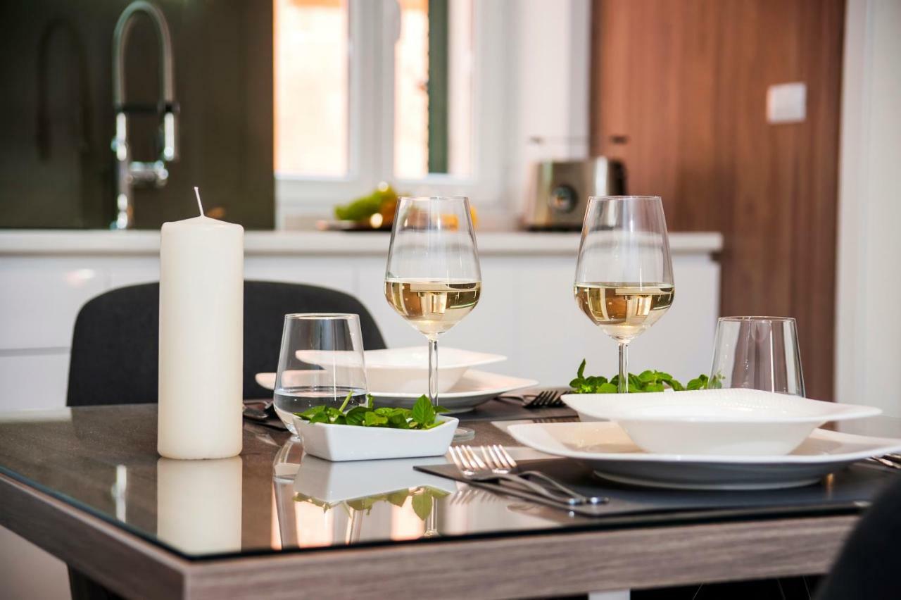 Apartament Vincero *